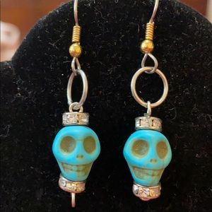 Steampunk blue skull and crystals earrings